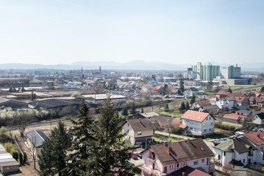 Apartment Travel Hub *** Varaždin 外观 照片